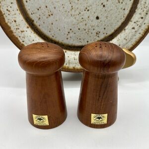 Pair of MCM Teak Salt & Pepper Shakers. Beautiful Teak Wood.